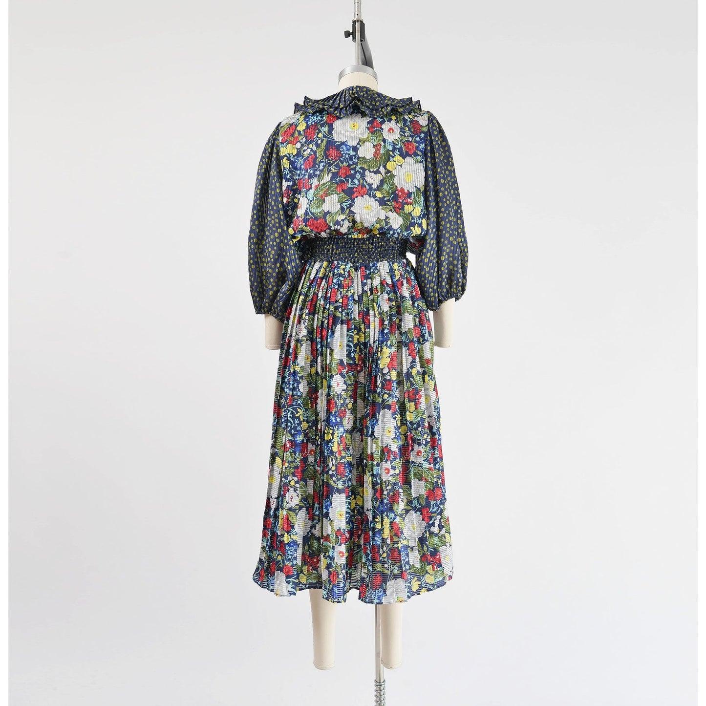 Vintage 80s Blue Floral Georgette Boho Ruffle Balloon Sleeve Full Pleated Midi Dress S M