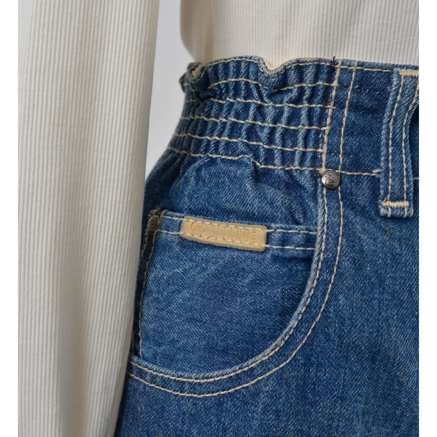 vintage 1980s Gitano elastic waist denim tapered leg mom jeans. 