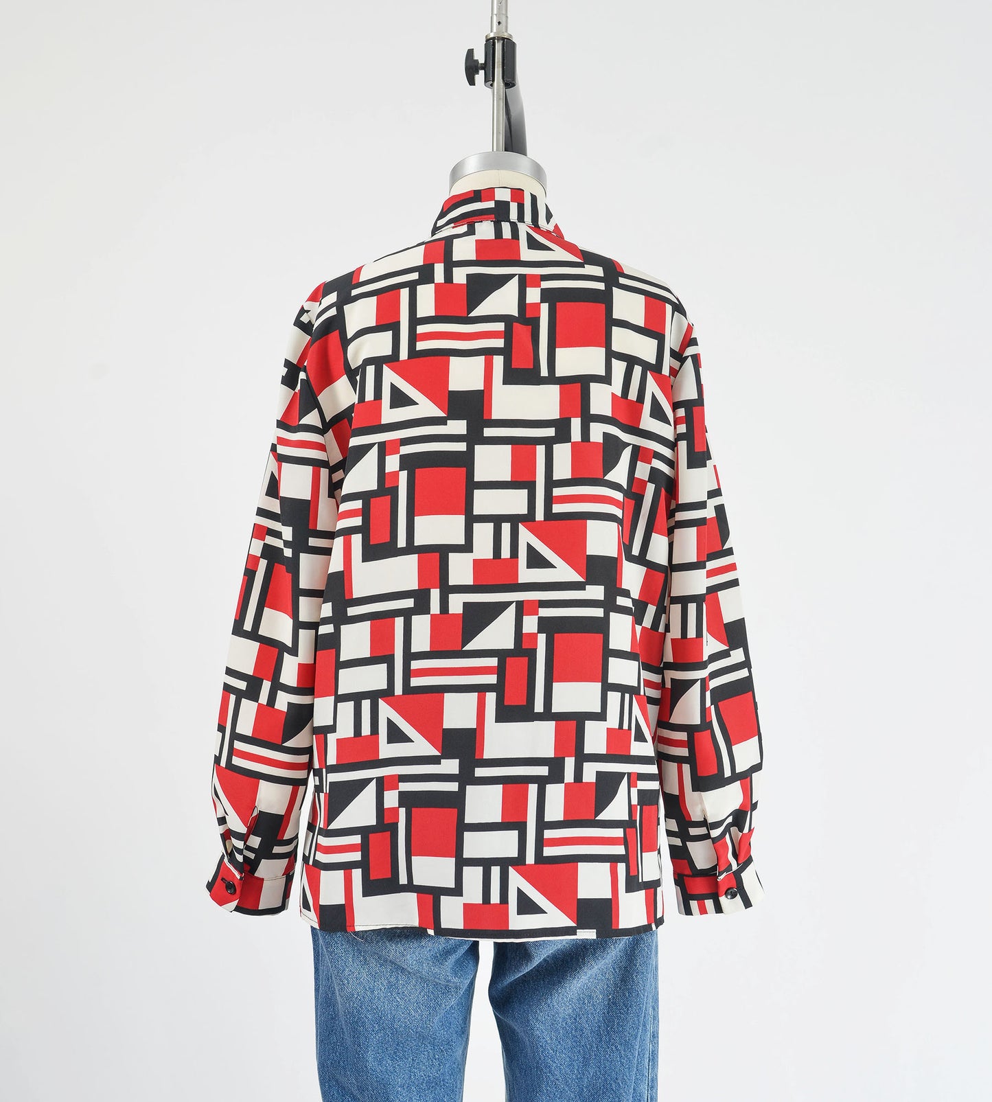 Vintage 90s Y2K geometric print collared button down blouse. 
